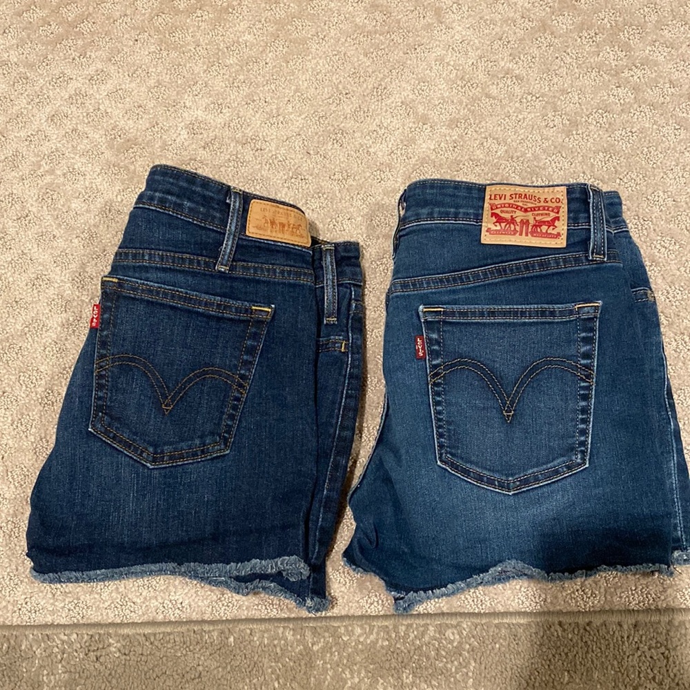 Levis jean shorts